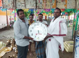 vibuthi-pocket-and-wall-clock-gift-distribution (7)