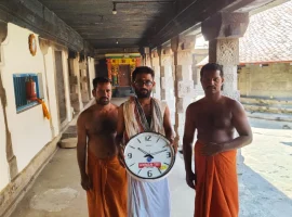 vibuthi-pocket-and-wall-clock-gift-distribution (9)